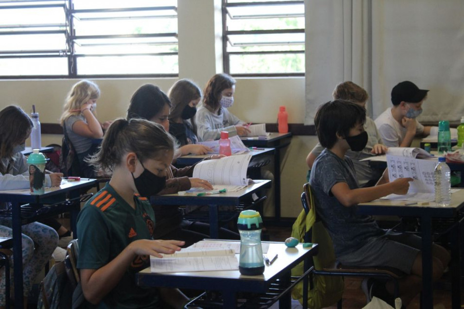 Estudantes do Instituto Ivoti realizam prova do Saeb 2021