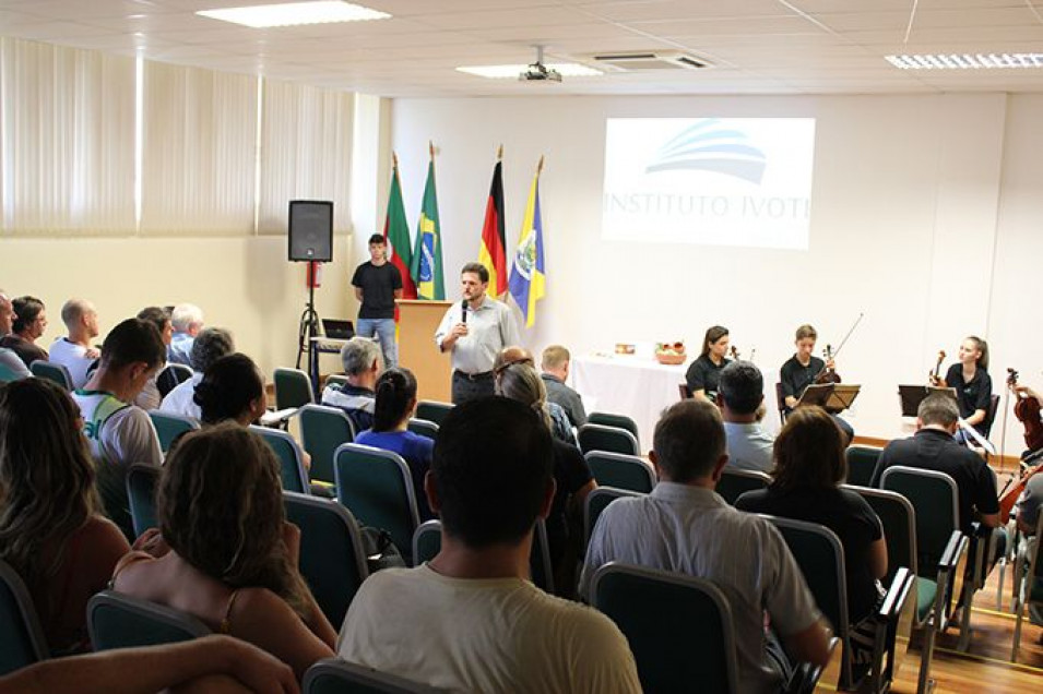 Professores e diretores da Rede Sinodal se reuniram em Ivoti