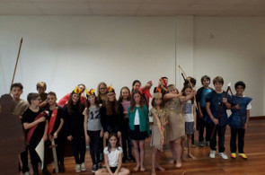 Teatro sobre as Missões Jesuítas é apresentado por alunos do 5° ano