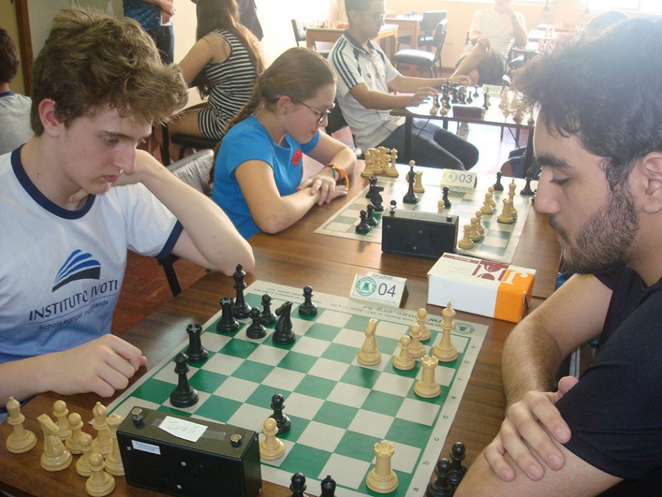 Instituto Ivoti conquista cinco medalhas na Copa de Xadrez Escolar