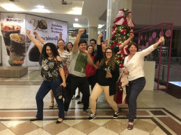 Acadêmicos assistem ao filme Bohemian Rhapsody