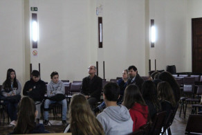 Lideranças Jovens participam de reunião do Conselho Antidrogas