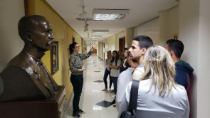 Alunos tem aula prática de Educação Financeira em Porto Alegre