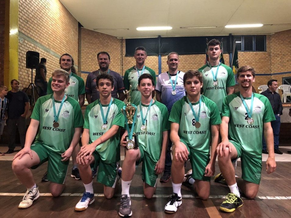 Instituto Ivoti é campeão do Intermunicipal de Vôlei