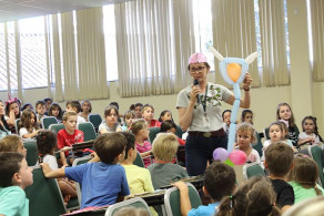 Alunos assistem palestra sobre o cérebro