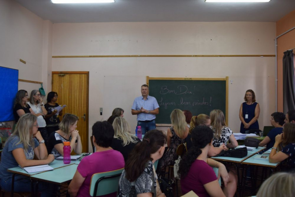 Instituto Ivoti tem programa de extensão para a Formação Continuada
