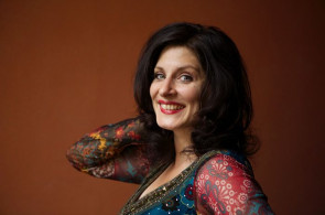 Cantora alemã Nina Ernst retorna ao Instituto Ivoti