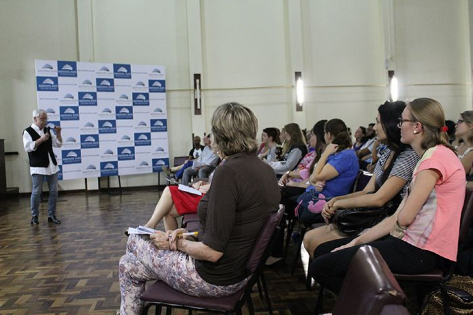 Encontro Cultural traz especialistas de pesquisa com narrativa biográfica