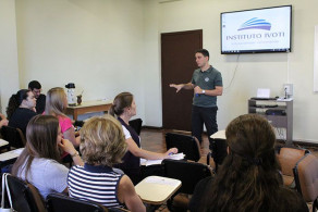 Brigadistas do Instituto Ivoti realizam cursos de atualização