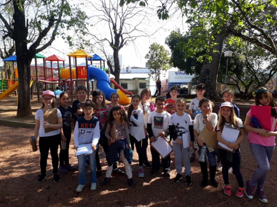 Praças de Ivoti foram o destino das turmas do 4º ano