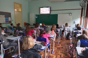 Turmas do Currículo Bilíngue participam da Semana da Língua Alemã