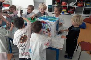 Caixas viram meios de transporte na Educação Infantil