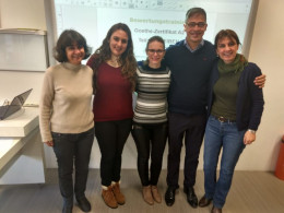 Professoras fazem curso preparatório para aplicação de provas