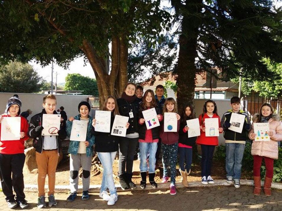 Turma aprende sobre vida sustentável e conservação do meio ambiente