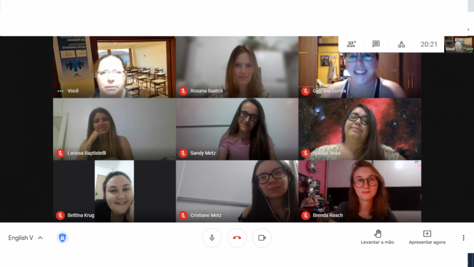 Acadêmicas encerram com sucesso participação no Virtual Exchange