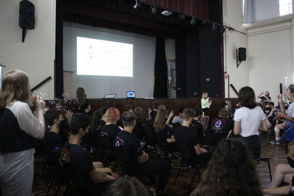 Alunos do Ensino Fundamental II tem dia especial antes das férias
