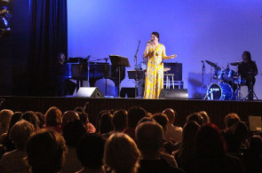 Noite de música internacional no Instituto Ivoti