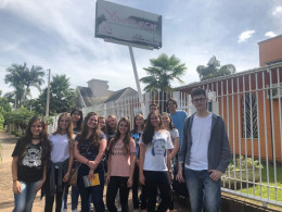 Grupo visita Lar de Idosos para compartilhar vivências