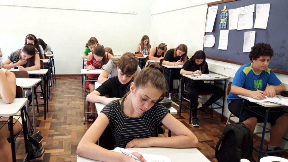 Estudantes da região realizam prova de nivelamento para o NAI