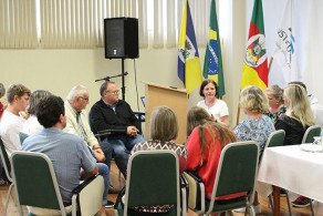 Pais e alunos tiram dúvidas sobre faculdades na Alemanha
