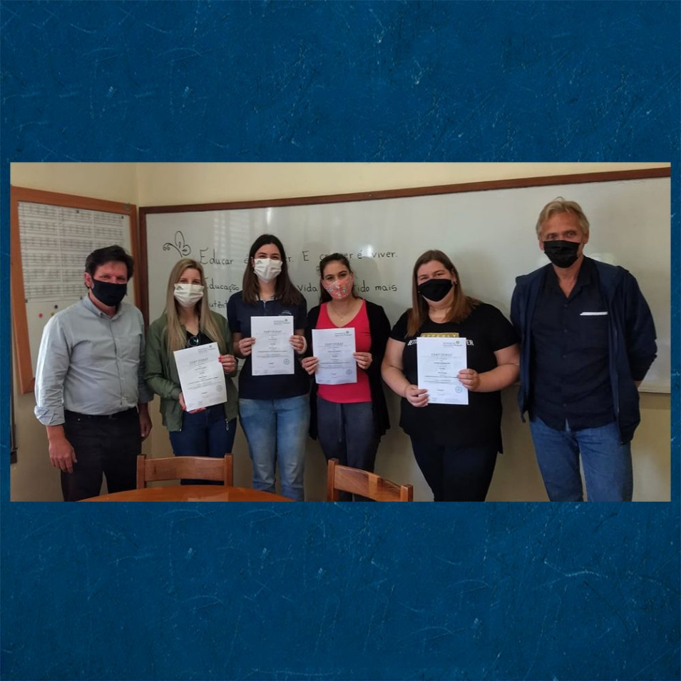 Professoras recebem certificados de formação realizada em Faculdade Alemã