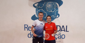 Professor participa de curso de Badminton
