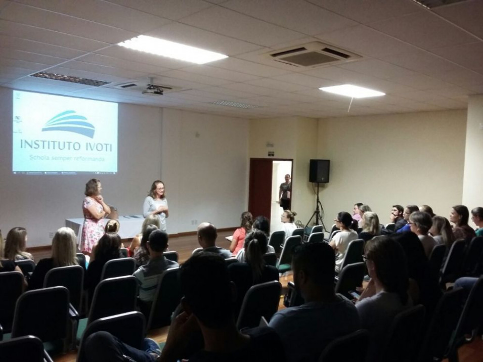 Cursos de Extensão iniciaram na quarta-feira