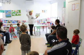 O que meu pai faz quando sai para trabalhar?