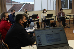 Equipe Diretiva do Instituto Ivoti realiza reunião sobre Novo Ensino Médio