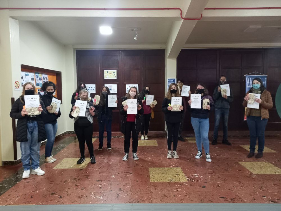 Turma do NAI recebe premiação em Mostra Cultural da ARPA