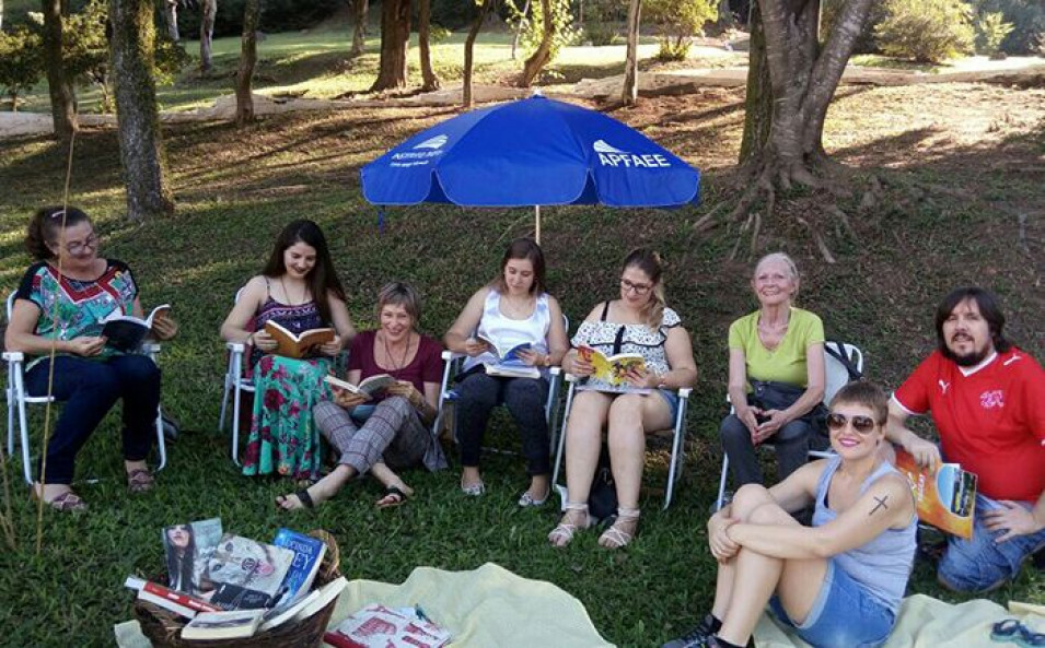 Acadêmicos participam do Pic Nic Retrô