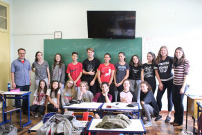 Turma recebe professor alemão para falar sobre felicidade