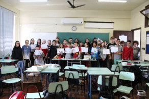 Meios de transporte sustentável viram projetos da aula de inglês