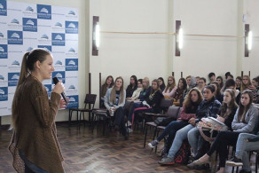 Manhã de aprender sobre a Antártica com a bióloga Júlia