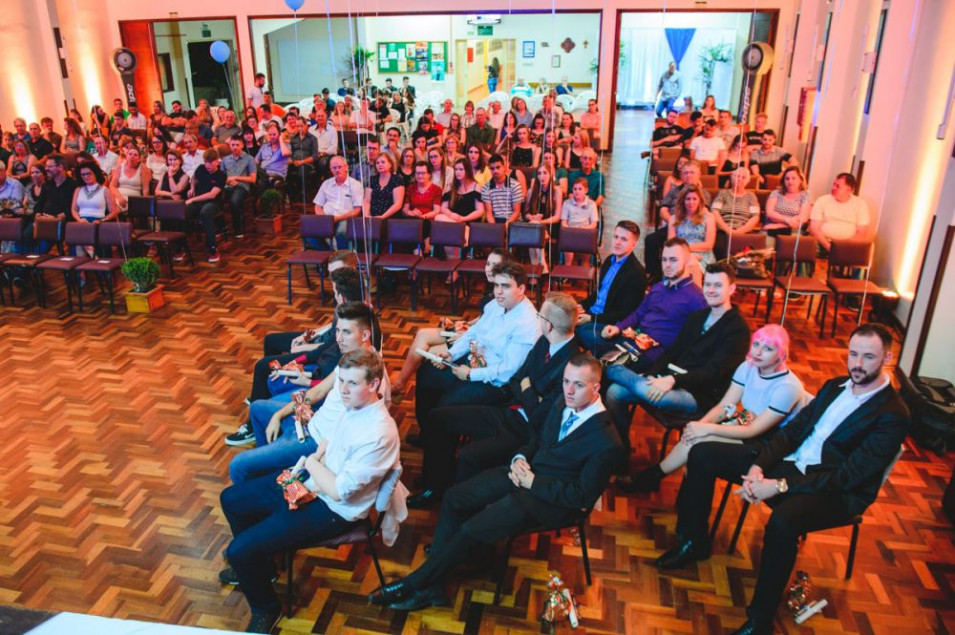 Ato solene na formatura dos Cursos Técnicos e estágio do Curso Normal