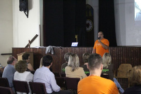 Jornalista Martin Behrend realiza palestra sobre os 500 anos da Reforma