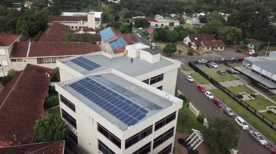 Instituto Ivoti investe em sistema de energia renovável