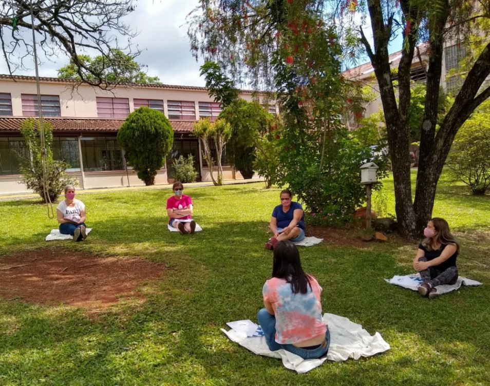 Equipe da cozinha realiza treinamento com ênfase na Prevenção do COVID 19