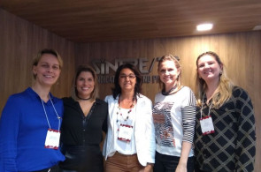 Coordenadoras participam de curso sobre planejamento Bilíngue