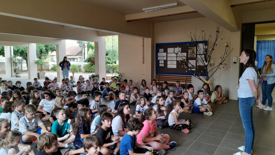 Crianças do 1º ao 5º ano tem diversas atividades no Circuito de Páscoa