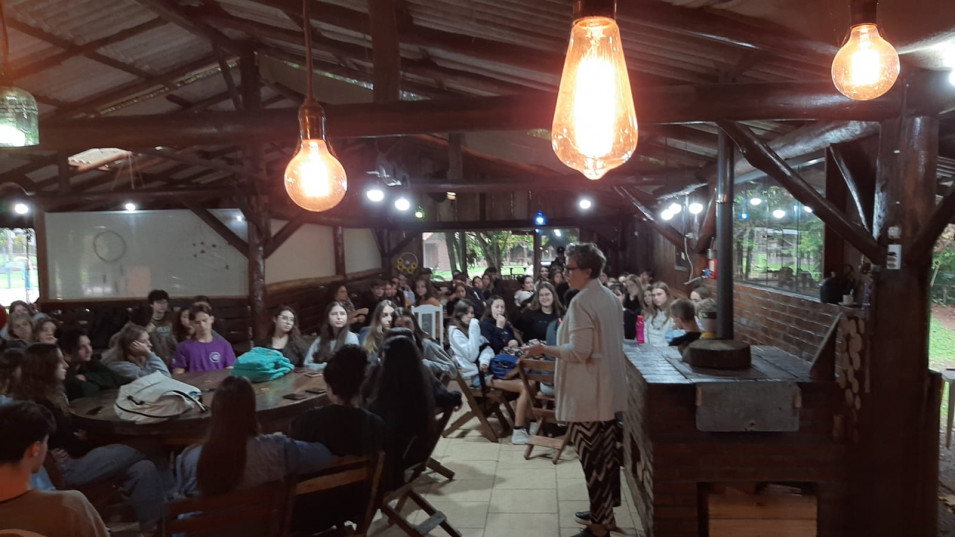 Estudantes dos 3ºs anos do Ensino Médio participam da Inauguração do Futuro