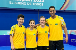 Estudante do Ensino Médio do Instituto Ivoti participa de competições de tênis de mesa no Paraguai
