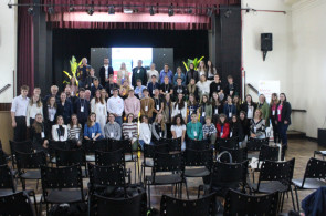 Instituto Ivoti recebe 16 escolas para a etapa nacional do Jugend debattiert