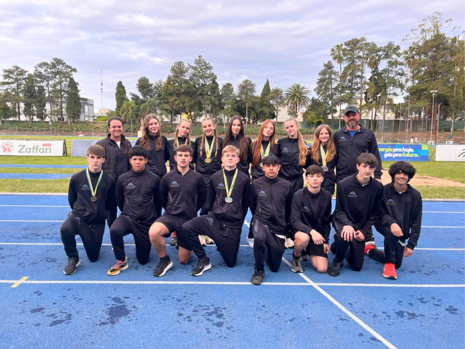 Equipe Municipal de Atletismo/Instituto Ivoti conquista 3º lugar no Campeonato Gaúcho Sub-16, no naipe feminino