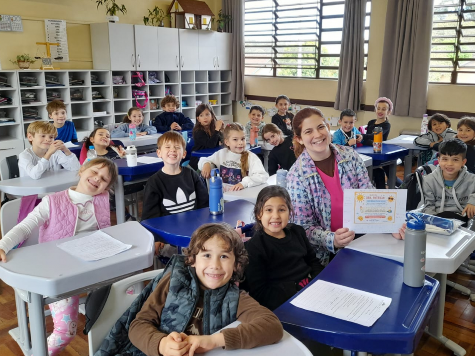 Pediatra conversa com estudantes do 1º ano C sobre a importância do Sol