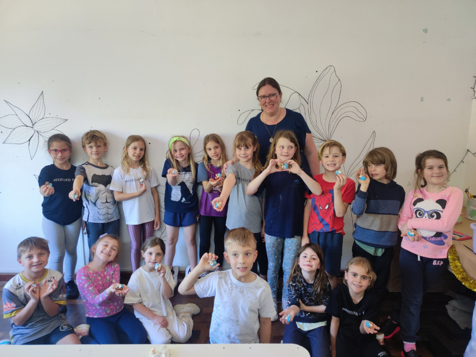 Mãos na massa: oficina de biscuit com o 1º Ano do Turno Integral