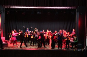 Instituto Ivoti recebe show Revival da Companhia de Arte Inclusiva da Associação Legato