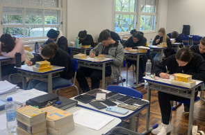 Simulado do  Deutsches Sprachdiplom é realizado por estudantes do Instituto Ivoti