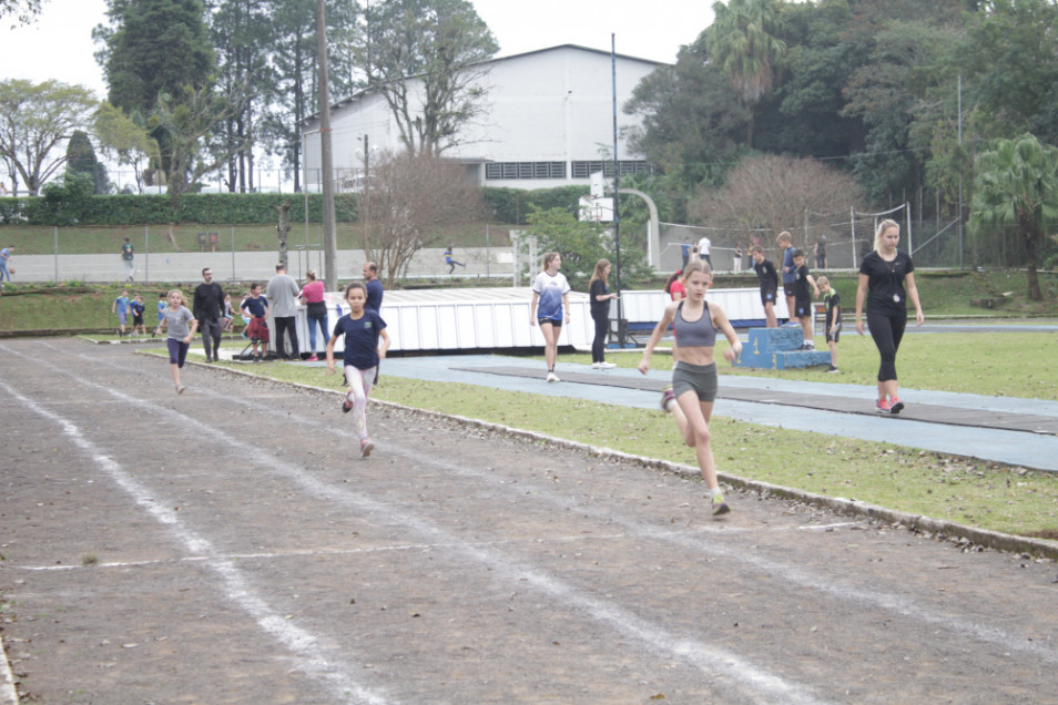 Instituto Ivoti recebe atletas do Campeonato Municipal de Atletismo