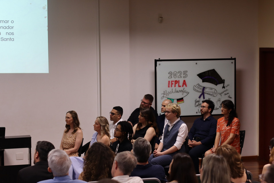 Abschlussfeier IFPLA: Comunidade acadêmica reunida para celebrar novos professores de Língua Alemã